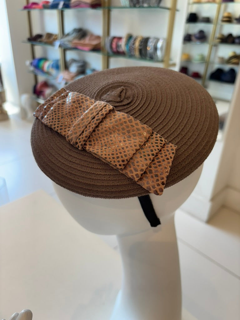 Brown Grosgrain & leather Bow Fastinator