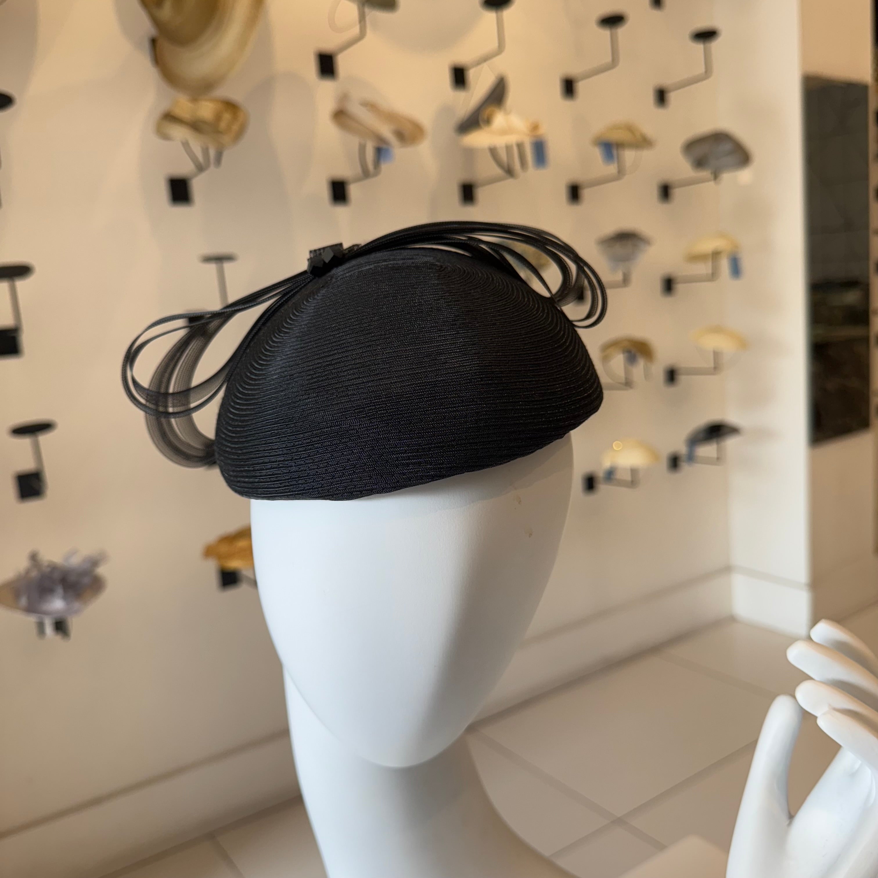 Petite Horsehair Beret Fascinator with Bow