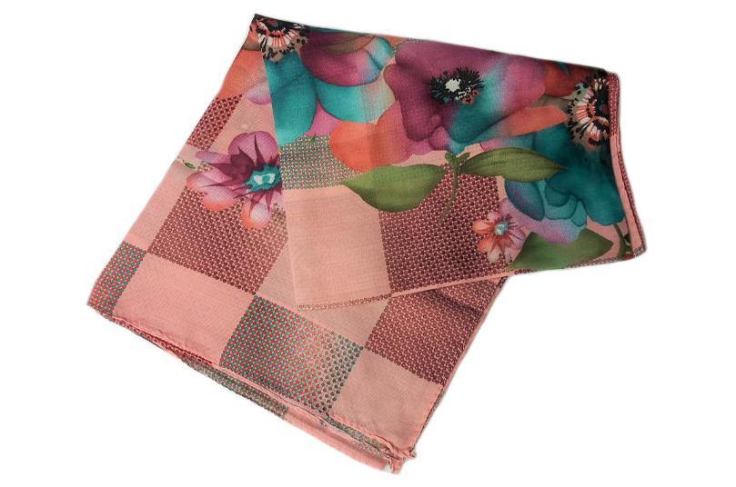 Ash Pink Checkerboard Garden - SoleneBoutique