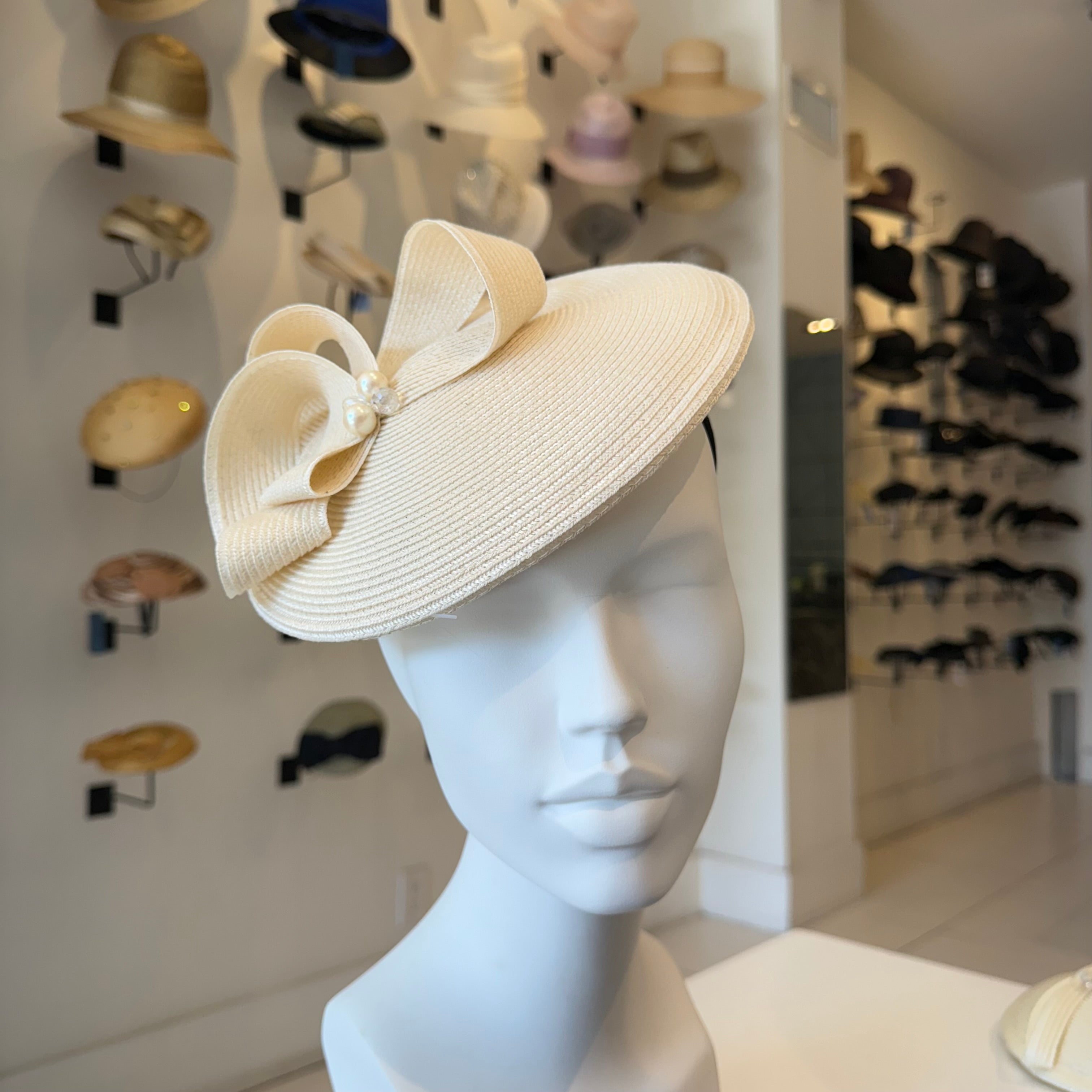 Large Disc Fascinator with Bow